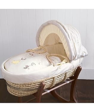 Winnie the Pooh Moses Basket

