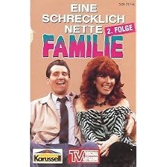 Eine schrecklich nette Familie - 2. Folge: Mein Hund hat Kredit und Studioluft - TV Original Aufnahme (H�rspiel MC)