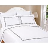 Barcelona Duvet Cover Set in Chocolate Brown Size: King