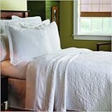 Matelassé Stone Washed Coverlet in Grafix Size: Full/Queen