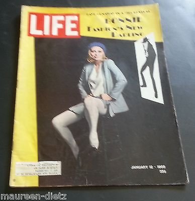 Life Magazine January 12, 1968 - Cover: Faye Dunaway