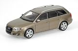 Minichamps Audi A4 Avant 2005 Dakar Beige Metallic
