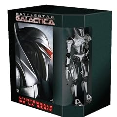 Int�grale Battlestar galactica - la figurine de Cylon incluse