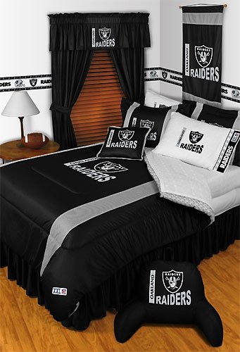 NFL Oakland Raiders Comforter Set - Queen and Full Size Bedding