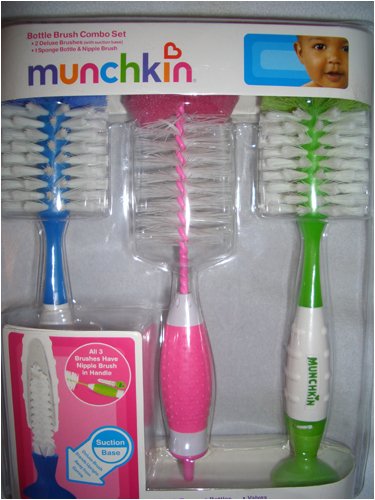 Munchkin Bottle Brush Compbo Set  2 Deluxe and 1 Sponge Brush