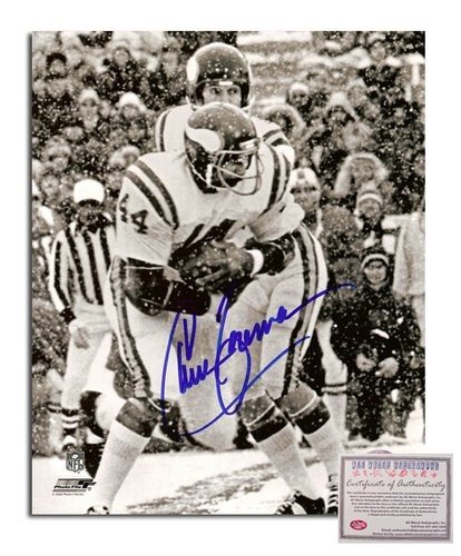 Chuck Foreman Autographed/Hand Signed Minnesota Vikings 8x10 Photograph Snow Game