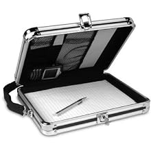Vaultz Locking Storage Clipboard with Key Lock, 8 .5 x 11 Inches, Black (VZ01391)