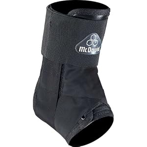 McDavid 195 Deluxe Ankle Brace with Strap (Black, Medium)