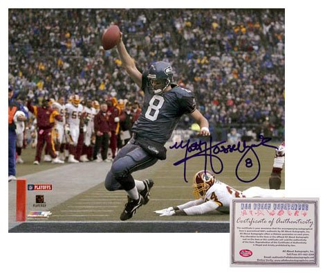 Matt Hasselbeck Autographed 16x20 Photo - Seattle Seahawks TD Run