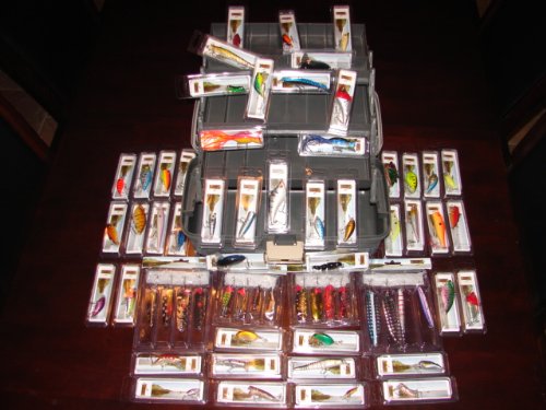 NEW Plano 3 Tray Tackle Box with 64 NEW Fishing Lures