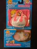 Zhu Zhu Jilly Set~Jilly with Pink Carrier/Blanket