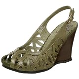 indigo by Clarks Womens Tang Sandal,Green,7 M