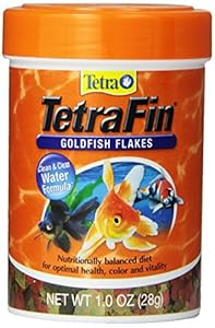 Tetra 77126 TetraFin Goldfish Flakes, 1-Ounce, 185 ml