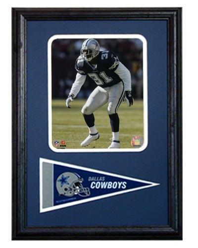 Dallas Cowboys' Roy Williams Photograph with Team Pennant in a 12