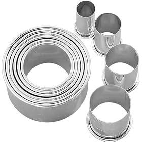 Birkmann 143364, 10 Stampi per tagliare l'impasto a forma di cerchio, in acciaio INOX, diametro: 1,5-7 cm Birkmann 143364, 10 Stampi per tagliare l'impasto a forma di cerchio, in acciaio INOX, diametro: 1,5-7 cm