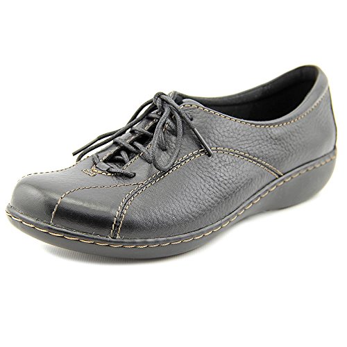 Clarks Women Ashland Pearl Oxford Shoes