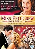 Miss Pettigrew Lives For A Day - 映画ポスター - 11 x 17