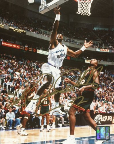 Karl Malone Autographed/Hand Signed vs. Sonics Utah Jazz 8x10 Photo