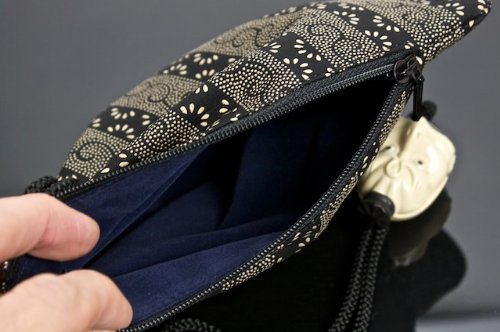 信玄袋 印伝 変わり缟 乌天狗,国外代购,日本商