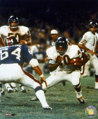 Gale Sayers Chicago Bears 8x10 Photo (White Jersey, Rushing)