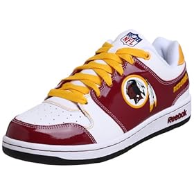 Reebok Men's NFL Redskins Field Pass Helmet Sneaker