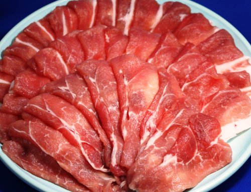 九州産　黒豚　もも肉　薄切り　300g入り