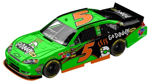 NASCAR Mark Martin #5 1:24 Scale Godaddy.com 2011 Chevy Impala