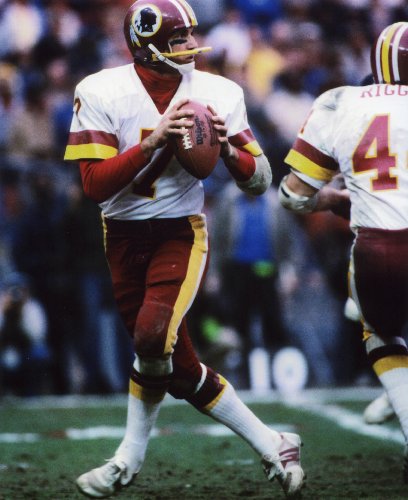 JOE THEISMAN WASHINGTON REDSKINS 8X10 SPORTS ACTION PHOTO (A)