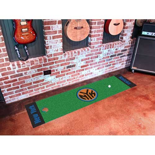New York Knicks NBA Putting Green Runner (18x72")"