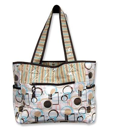 COCOA DOT TULIP TOTE changing pad.