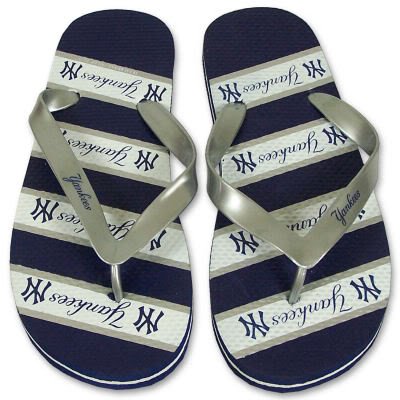 NEW YORK YANKEES OFFICIAL LOGO FLIP FLOP SANDALS SZ. XL