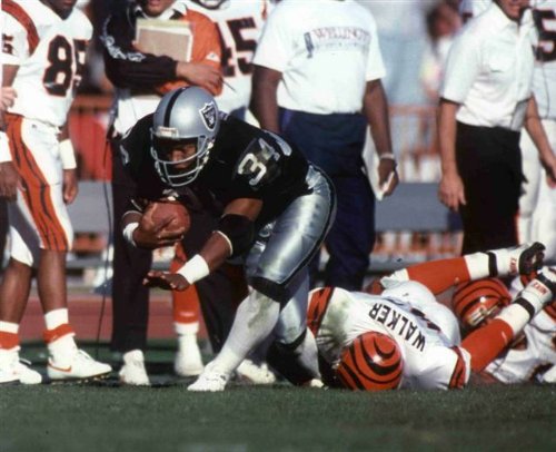 BO JACKSON OAKLAND RAIDERS 8X10 SPORTS ACTION PHOTO (3)
