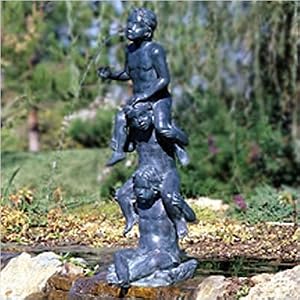 Trois Amis Fountain (L)