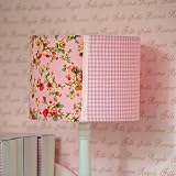 Produkt-Bild: Kinderzimmer-Tischlampe LAURA, rosa, Vichy/Bl&uuml;mchen, 37cm