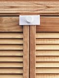 Safety 1st Bi-Fold Door Lock
