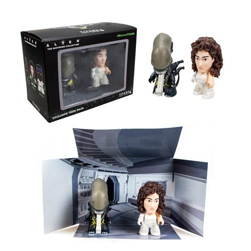 Alien Titans Mid-Change Ripley and Acid-Spatter Xenomorph 3-Inch Vinyl Mini-Figure 2-Pack