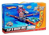 Hot Wheels Flip and Crash Duel Trick Track Set