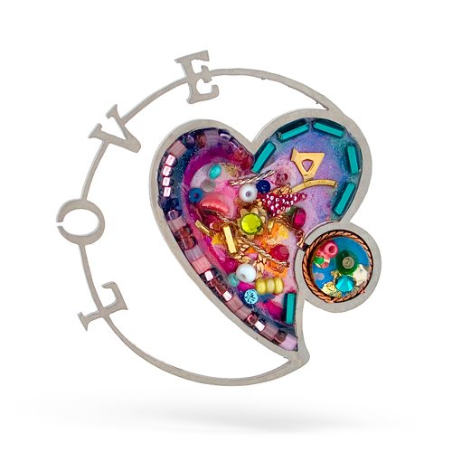 Love Heart Pin from the Artazia Collection #606 HP OP