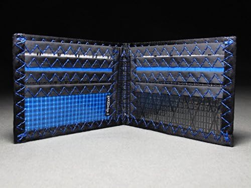Carbon Fiber Bifold Sports Wallet: Black / Blue