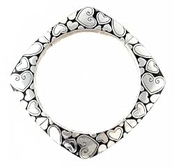 Bracelet - B145 - Bangle Style - Designer Inspired Stretch - Heart Pattern ~ Silver Tone Metal