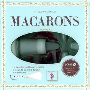 Macarons : Coffret avec un livre, une grande poche à douille et 4 embouts