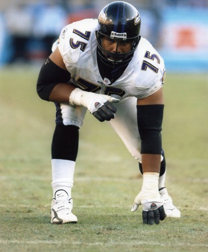 JONATHON OGDEN BALTIMORE RAVENS 8X10 SPORTS ACTION PHOTO (G)