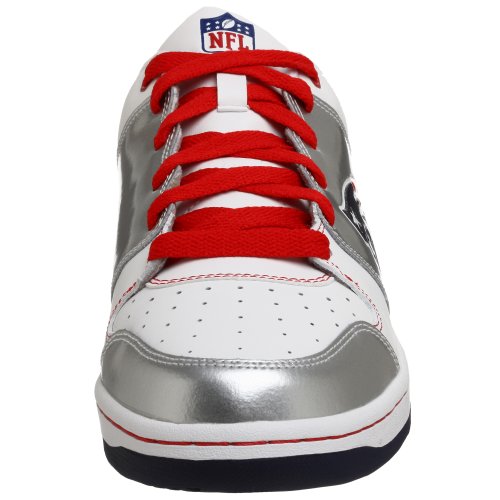 Reebok Men's NFL Patriots Field Pass Helmet Sneaker