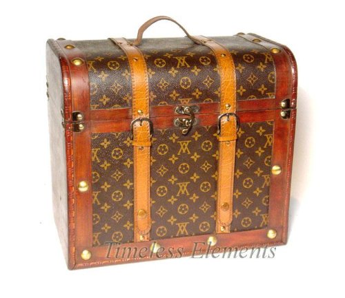 Kitchen: 15.75 in l x 9.8 in w x 14 in ht, Wood Leather Embossed Wine Holder, Carrier Trunk