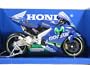 2005 Honda RC211V #33 Marco Melandri Team Movistar Diecast Motorcycle Model 1:12 scale die cast from NewRay - Blue 42267