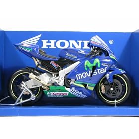 2005 Honda RC211V #33 Marco Melandri Team Movistar Diecast Motorcycle Model 1:12 scale die cast from NewRay - Blue 42267