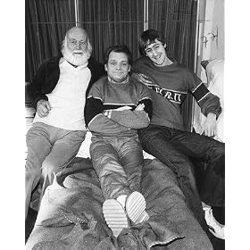 DAVID JASON AS DEREK 'DEL BOY' TROTTER, NICHOLAS LYNDHURST AS RODNEY 'DAVE' TROTTER, BUSTER MERRYFIELD AS UNCLE ALBERT TROTTER FROM ONLY FOOLS AND HORSES #1 - BLACK & WHITE Movie Photo- LARGE Size Print - SIZE 20x16" (50x40cm)