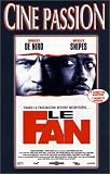 Revue Paramount  / Le Fan