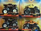 Hot Wheels Monster Jam Dragons Breath Bull Dozer Batman & Prowler 1/55 Scale
