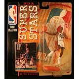 GRANT HILL / DETROIT PISTONS * 99/00 Season * NBA SUPER STARS Super Detailed Figure, Display Base & Exclusive Upper Deck Collector Trading Card